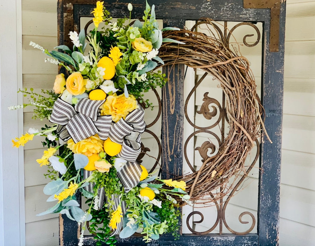 05/20/25 Lemon Twist: Grapevine Wreath Workshop 6:00 PM