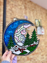 11/07/25 Christmas Sparkle: A Faux Stained Glass Experience 6:00 PM