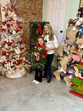 Branches & Bows: Live Evergreen Wreaths