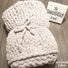 11/21/25 Cozy Knit Blankets 6:00 PM